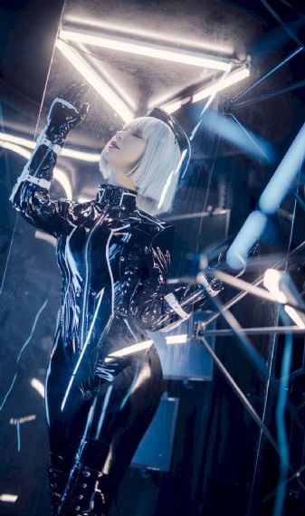 夫妻床上真人示范录像